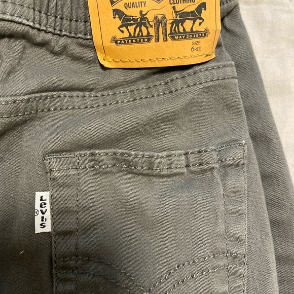 Kids ( boys ) Levi’s Jogger for sale. - Picture 2 of 3